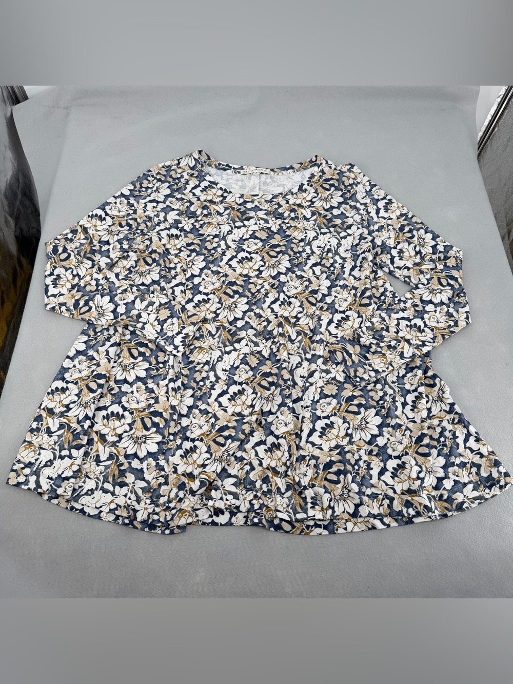 Peruvian Connection Floral Tunic Long Sleeve Too M/L